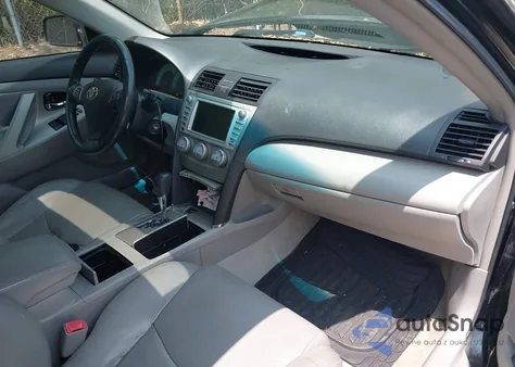 2011 Toyota Camry Se V6 z USA, uszkodzony, nr VIN 4T1BK3EK7BU118956